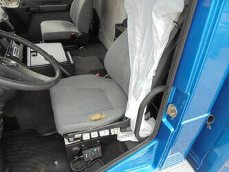 2001-man-12-45820965