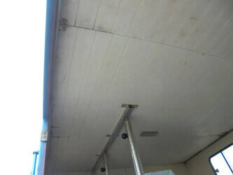 2001-man-12-45820966