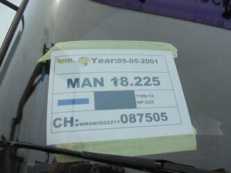 2001-man-12-45820970