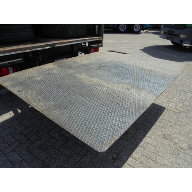 2001 Volvo FL 8.180-45821002