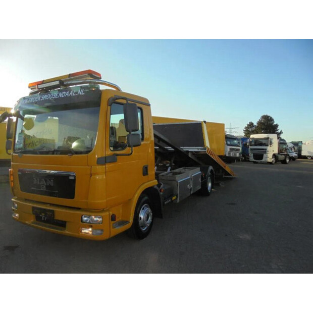 2013 MAN TGL-45821071