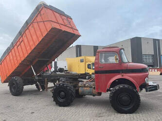 1965-mercedes-benz-813-1428944-45821228