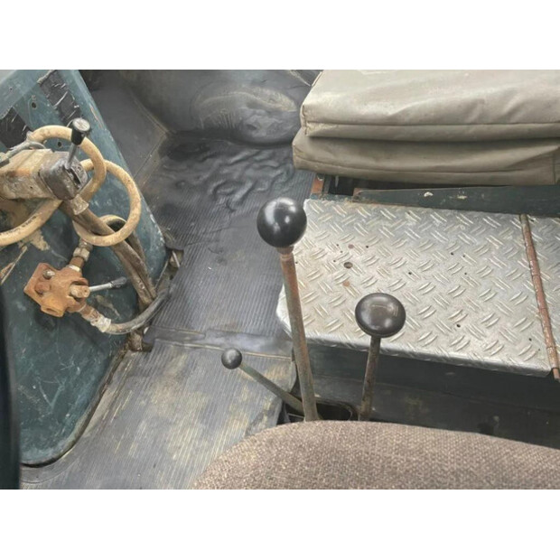 1965 مرسيدس بنز 813-45821230