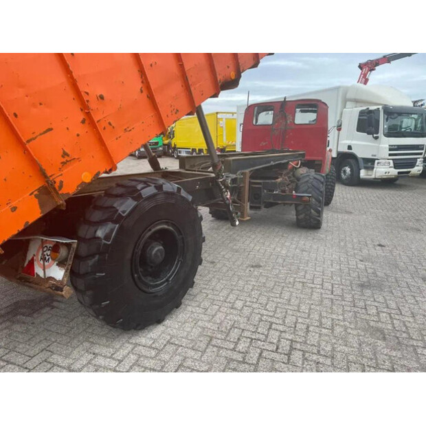 1965 مرسيدس بنز 813-45821235