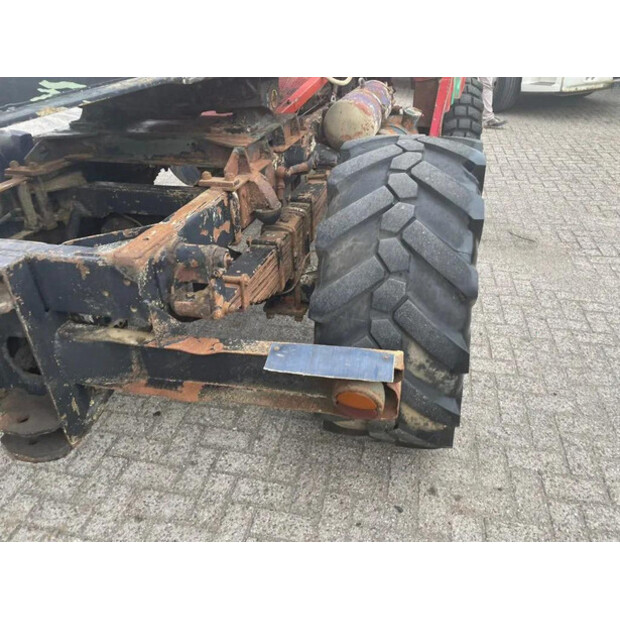 1965 مرسيدس بنز 813-45821238