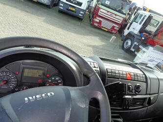 2014-iveco-eurocargo-80el21-1428945-45821260