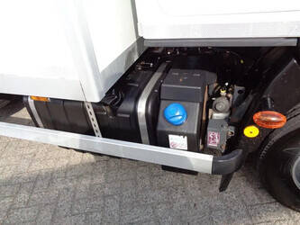 2014-iveco-eurocargo-80el21-1428945-45821273