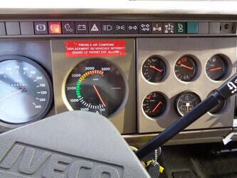 1990-iveco-135-17-45821316