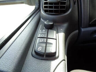 2012-mercedes-benz-atego-816-1428952-45821471