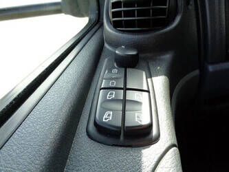 2012-mercedes-benz-atego-816-1428952-45821479