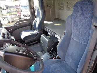 2006-man-tga-18-430-1428953-45821485