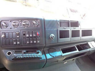 2006-man-tga-18-430-1428953-45821504