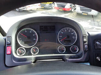 2006-man-tga-18-430-1428953-45821508