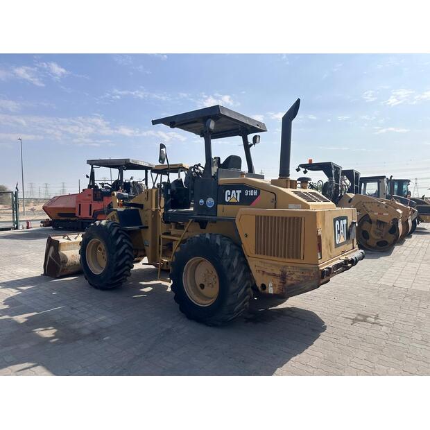 2011 Caterpillar 910H-45821569
