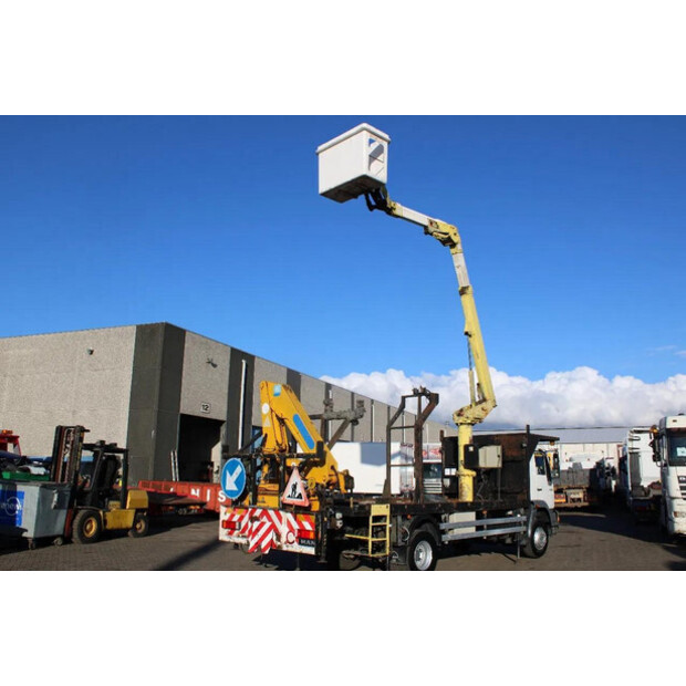 2002 مان 14.224-45821618