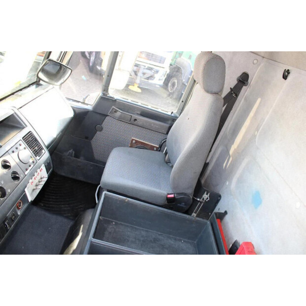 2002 مان 14.224-45821642