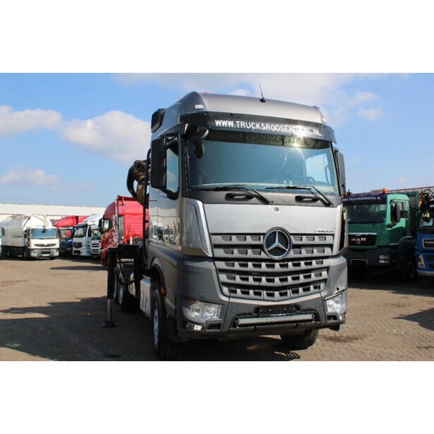 2019 Mercedes-Benz Arocs-45821656