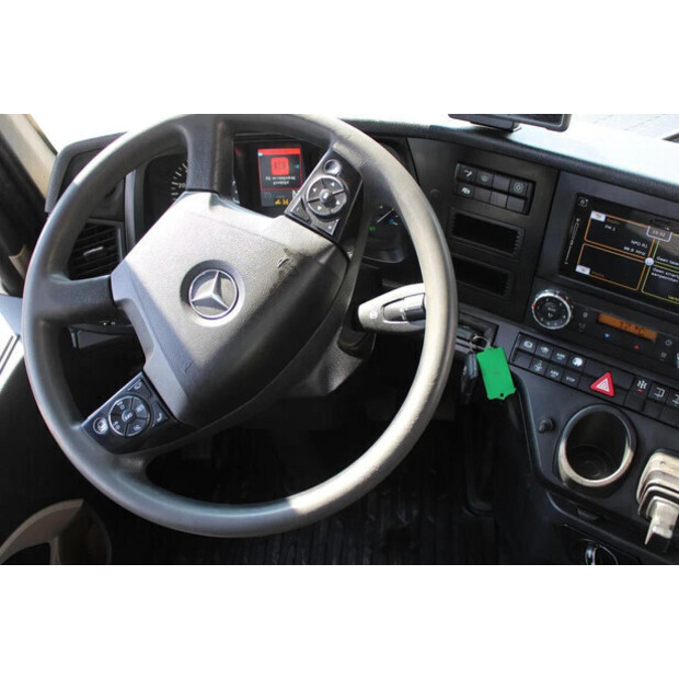 2019 Mercedes-Benz Arocs-45821666