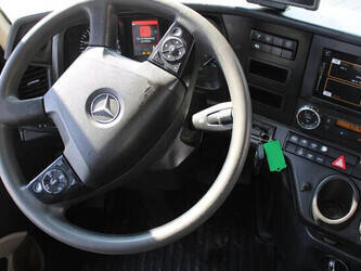 2019-mercedes-benz-arocs-1428960-45821666