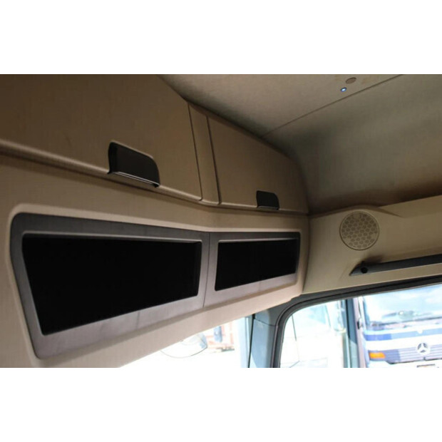 2019 Mercedes-Benz Arocs-45821676