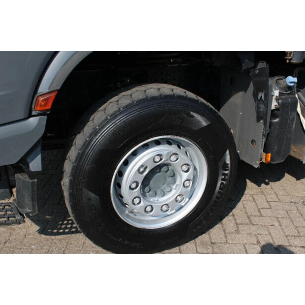 2019 Mercedes-Benz Arocs-45821679