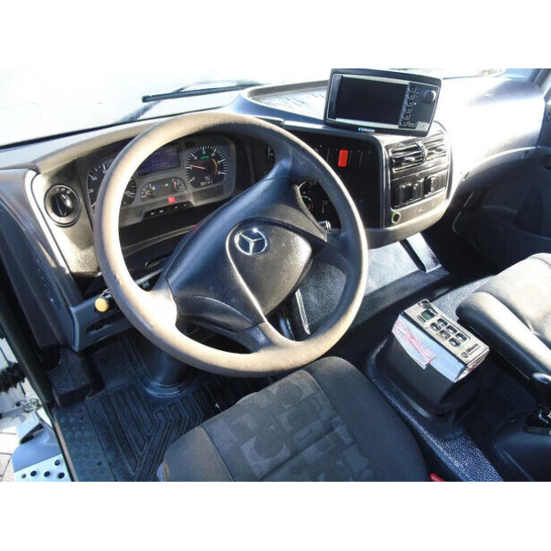 2010 Mercedes-Benz AXOR-45822023