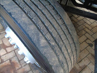 2010-mercedes-benz-axor-1428969-45822027