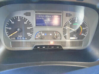 2010-mercedes-benz-axor-1428969-45822039