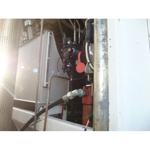 2010 Mercedes-Benz AXOR-45822042