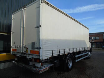 2014-mercedes-benz-axor-1428972-45822121