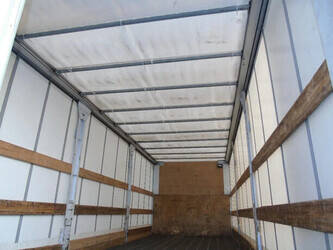 2014-mercedes-benz-axor-1428972-45822123