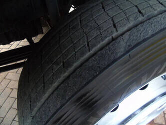 2014-mercedes-benz-axor-1428972-45822134