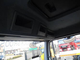 2014-mercedes-benz-axor-1428972-45822150