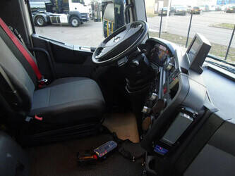 2023-renault-c-45822172