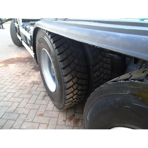 2023 Renault C-45822178