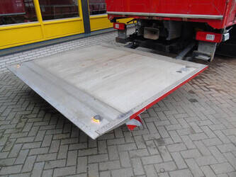 2017-iveco-stralis-1428975-45822254