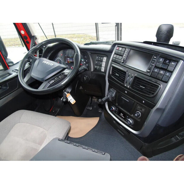 2017 Iveco STRALIS-45822259