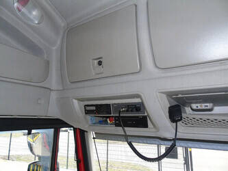 2017-iveco-stralis-1428975-45822278