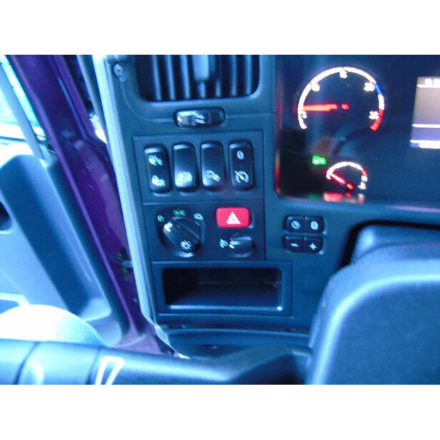 2012 Scania P230-45822478