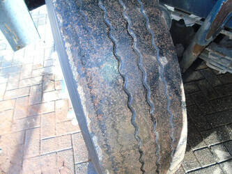 2003-mol-yt200-1428984-45822532