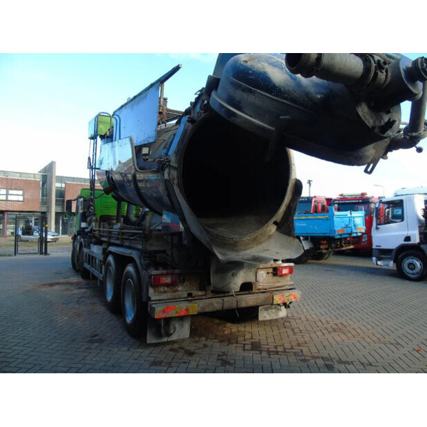 2004 Volvo FM-45822770