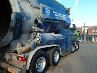 2004-volvo-fm-1428992-45822771