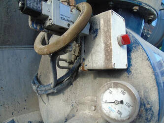 2004-volvo-fm-1428992-45822772