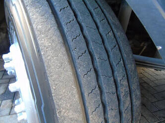 2004-volvo-fm-1428992-45822789