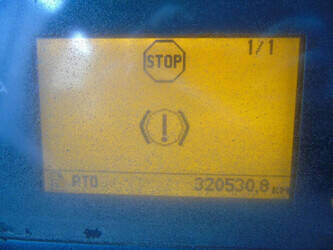 2004-volvo-fm-1428992-45822810