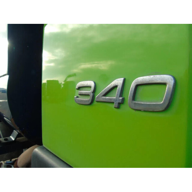 2004 Volvo FM-45822813