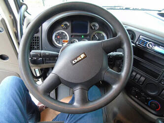 2012-daf-xf105-1428997-45822959