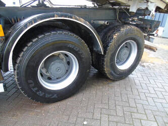 2008-mercedes-benz-axor-1429000-45823037