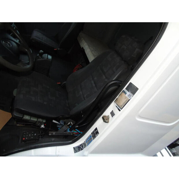 2006 Mercedes-Benz AXOR-45823086