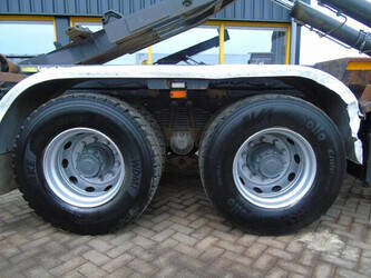 2004-renault-kerax-1429003-45823137